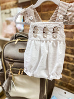 Load image into Gallery viewer, Baby Seahorse White & Beige Ruffle Bubble