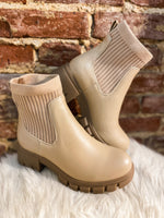 Load image into Gallery viewer, Corky's Lurking Camel Boots