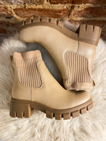 Load image into Gallery viewer, Corky's Lurking Camel Boots