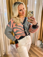 Load image into Gallery viewer, Groovy Gray &amp; Mauve Zebra Print Knitted Cropped Cardigan
