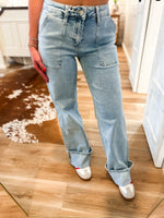 Load image into Gallery viewer, Stellar High Rise Light Wash Cuffed Vervet Denim

