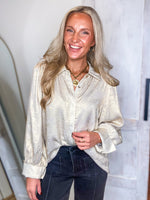 Load image into Gallery viewer, Pearl Shimmer Button Down Blouse
