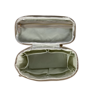 Classic Train Case - Pearl Quilted