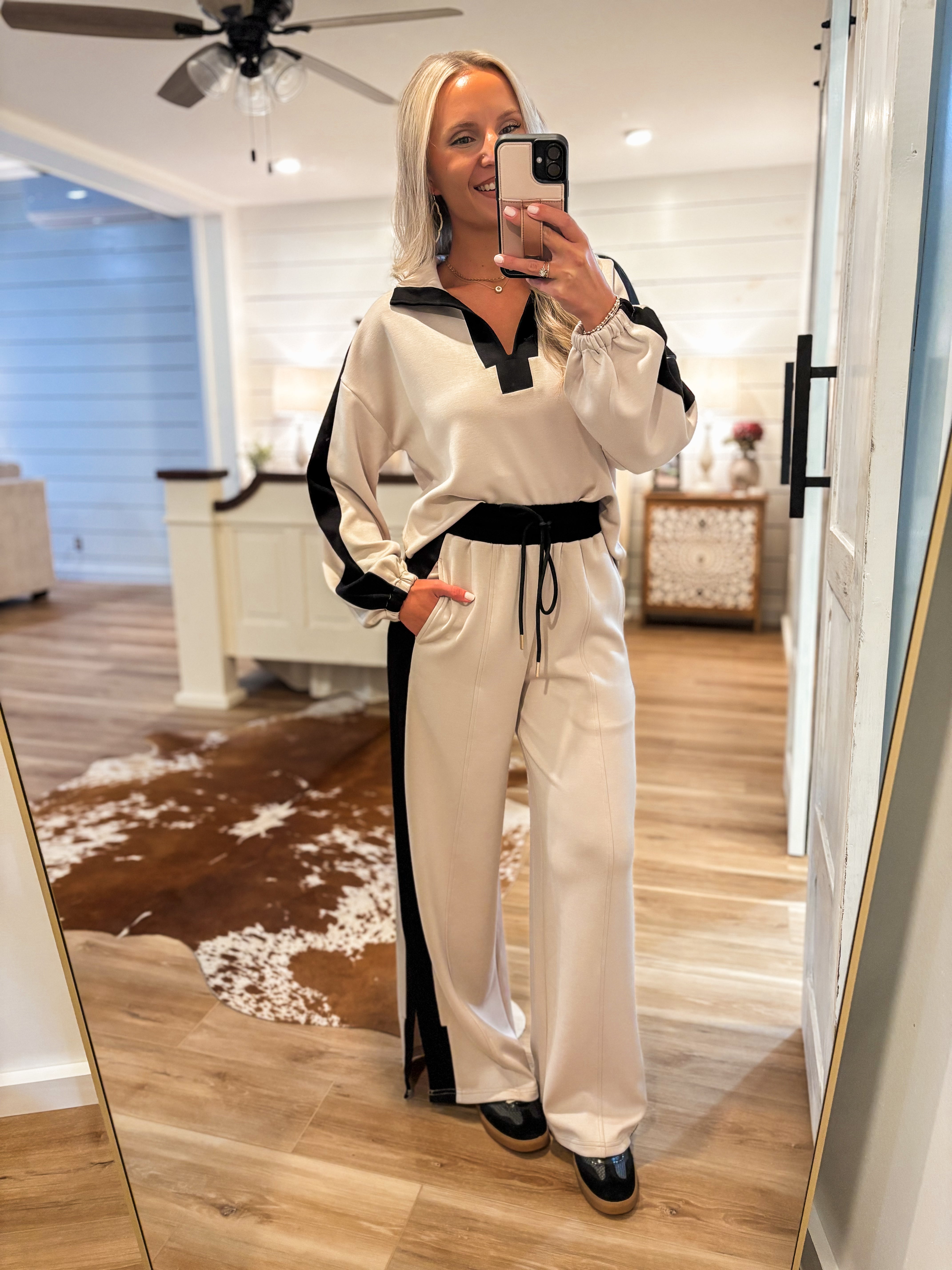 Walking On Taupe Contrast Pullover & Lounge Pant Set