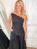 Load image into Gallery viewer, Reserved Party Black Strapless Midi Dress
