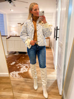 Load image into Gallery viewer, Better Choice Ivory &amp; Blue Floral Quilted Jacket
