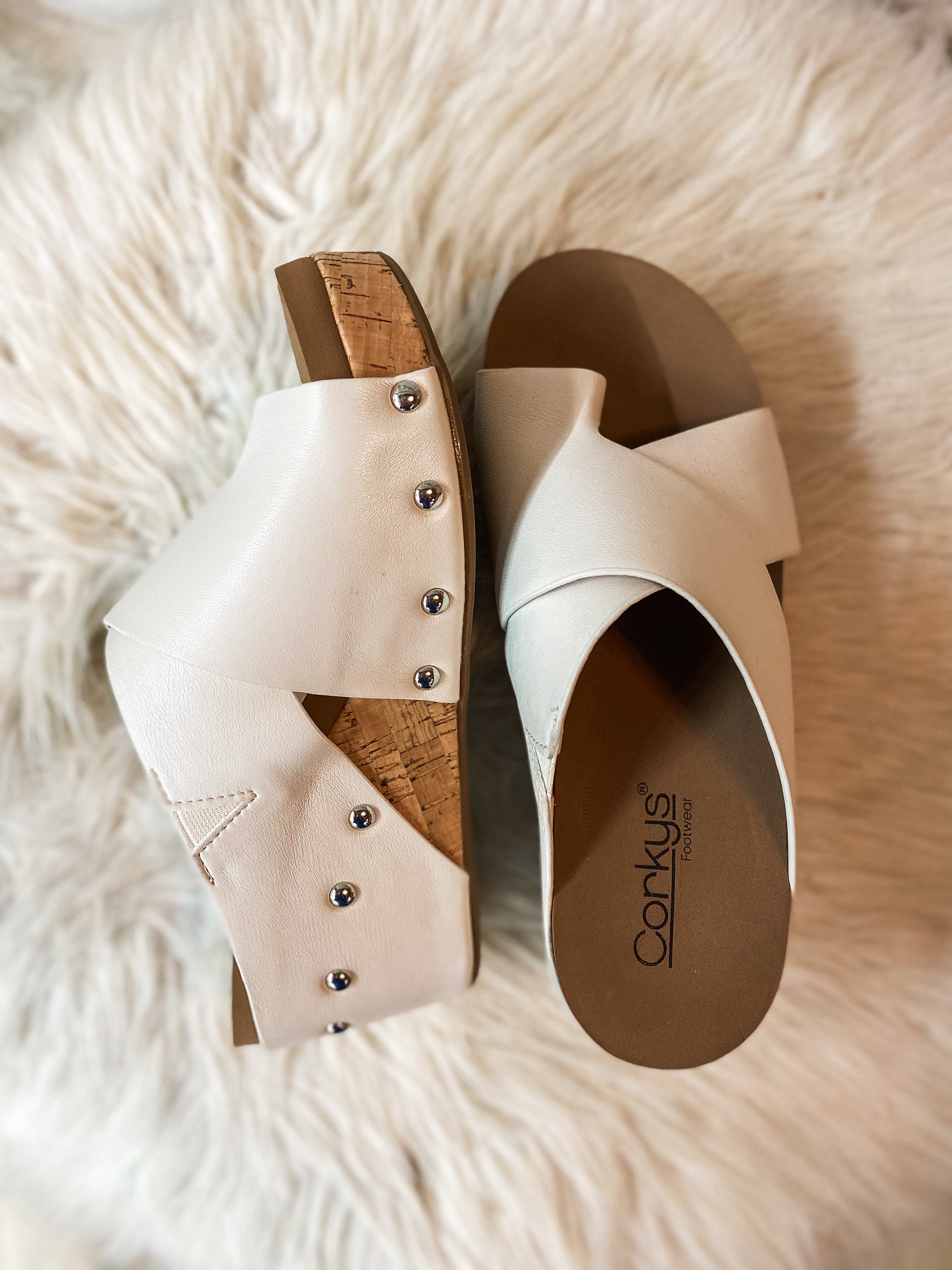 Tidbit Ivory Boutique by Corkys Wedge