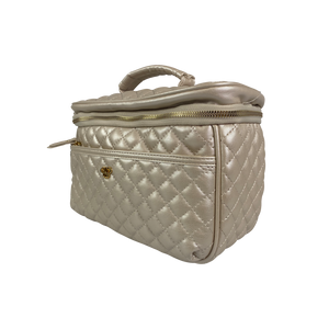 Classic Train Case - Pearl Quilted