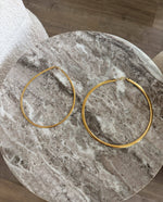 Load image into Gallery viewer, JOSIE NECKLACE
