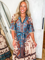 Load image into Gallery viewer, Calling In Teal Printed Midi Dress
