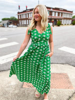 Load image into Gallery viewer, Bigger Picture Kelly Green &amp; White Eyelet Maxi Dress

