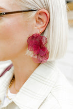 Load image into Gallery viewer, Screwback Stud Earrings - Paloma Pear Gold
