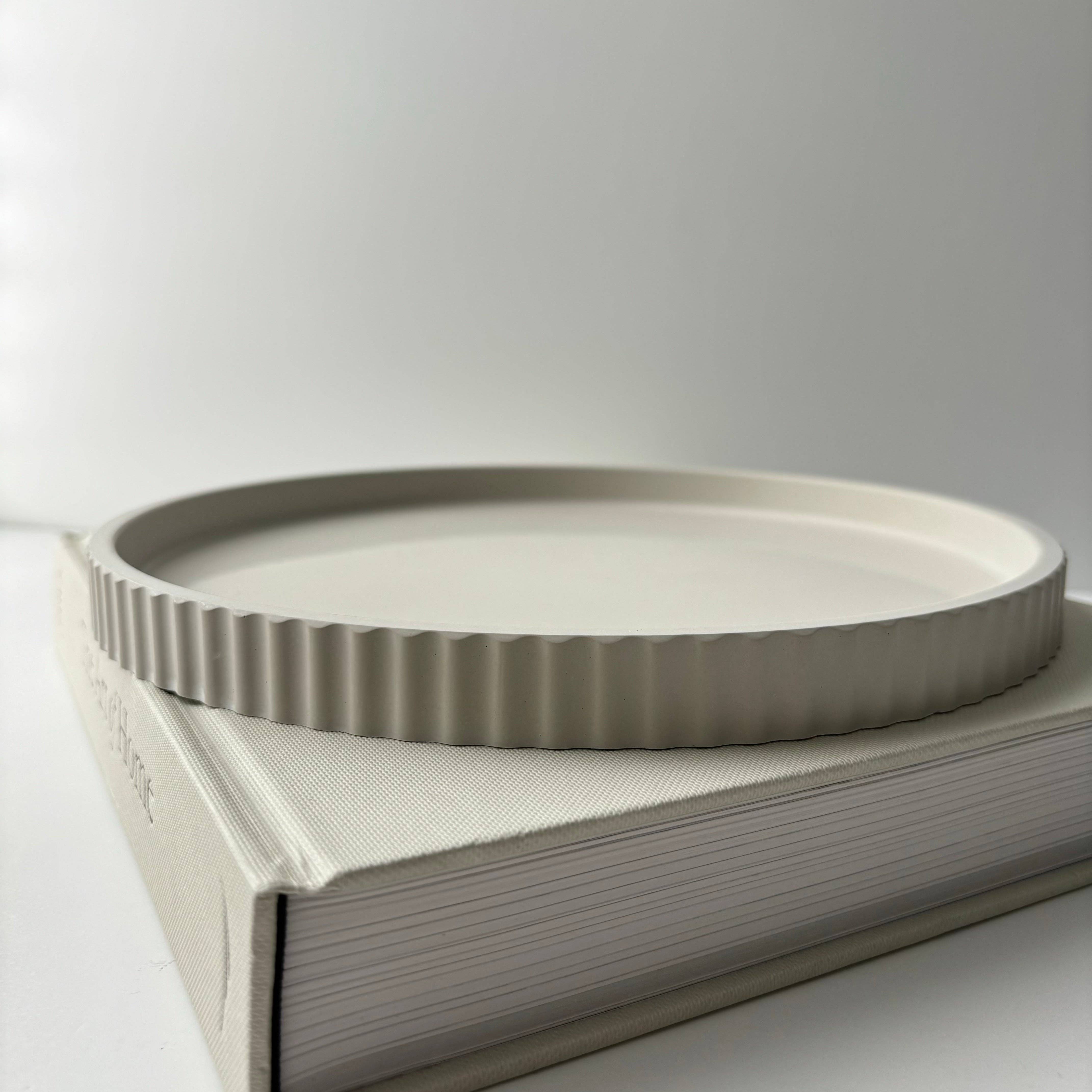 Joma - Concrete Fluted Tray | Round Concrete Tray