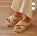 Load image into Gallery viewer, Hali Raffia Natural Platform Matisse Sandal
