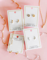 Load image into Gallery viewer, Huggie Earrings - Scarlett Hoop Gold 8mm Pearl
