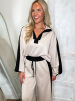 Load image into Gallery viewer, Walking On Taupe Contrast Pullover &amp; Lounge Pant Set
