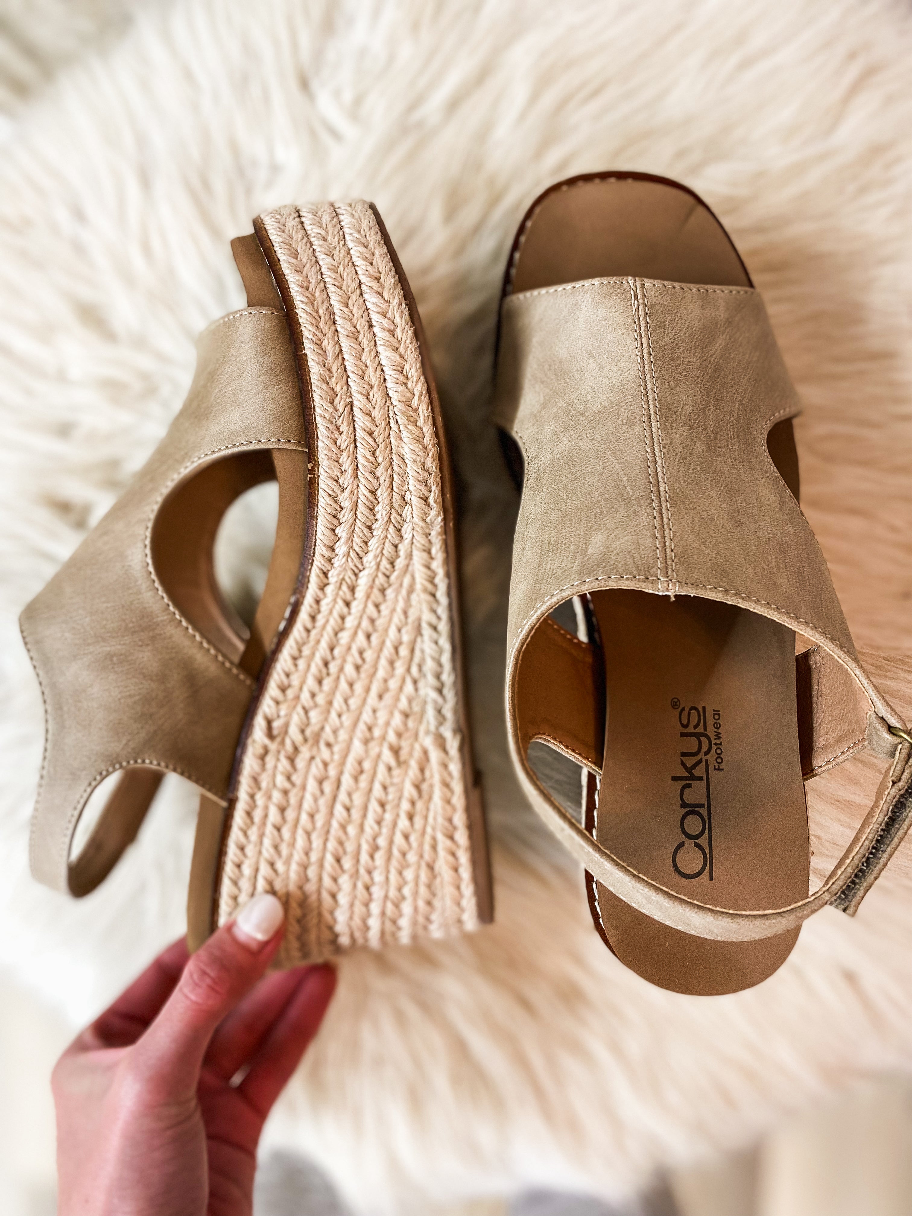 Freddie Taupe Corkys Wedge