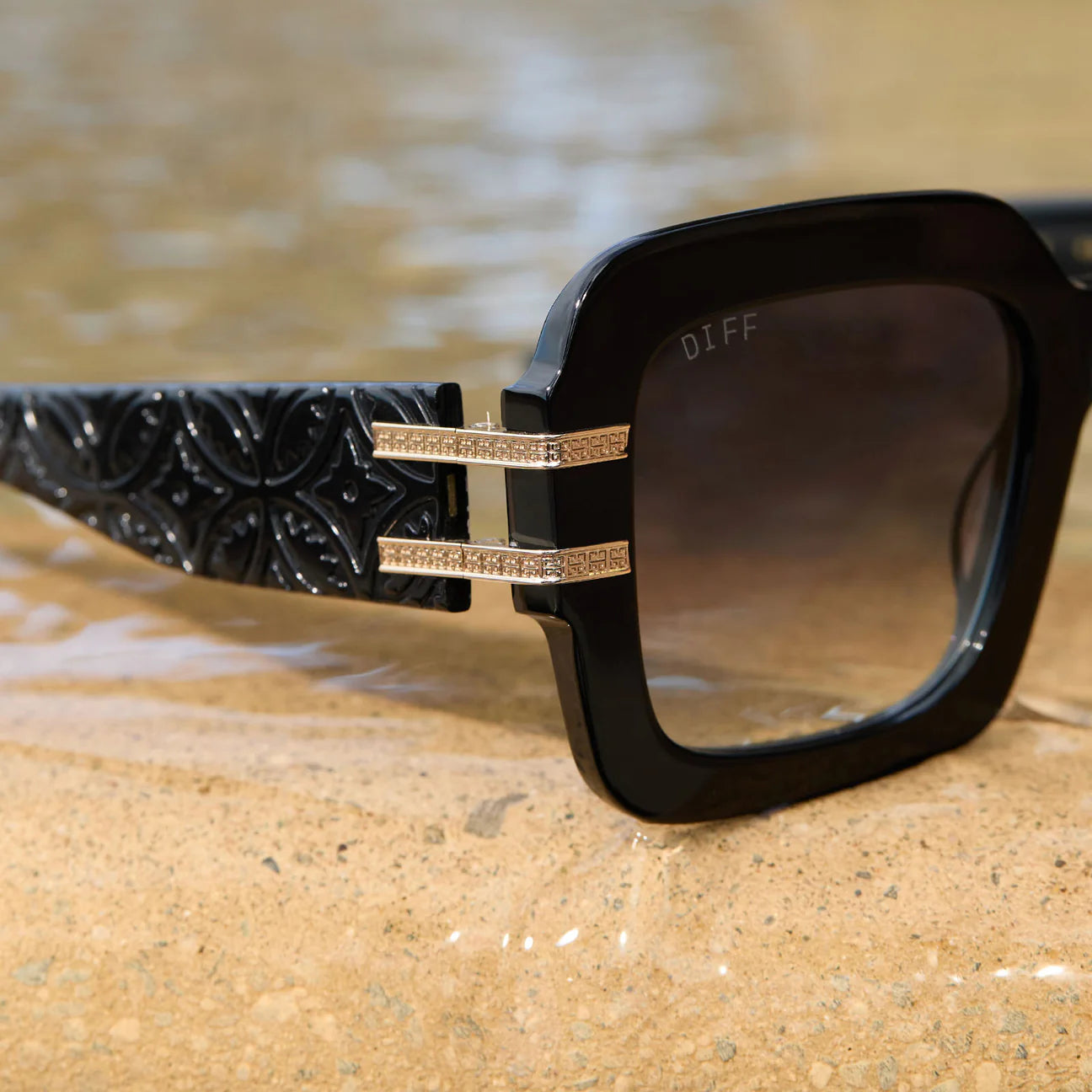 Tanya - Mcquoid Luxe Black Rich Grey Gradient Diff Sunglasses - The White Lotus