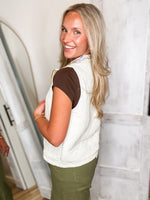 Load image into Gallery viewer, Talking About Ivory/Paisley Quilted Reversible Vest
