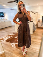 Load image into Gallery viewer, Felt More Brown Eyelet Midi Dress
