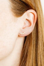 Load image into Gallery viewer, Screwback Stud Earrings - Abigail - Pearl
