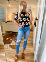 Load image into Gallery viewer, My Pick Black Floral Short Sleeve Sweater
