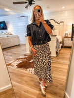 Load image into Gallery viewer, Leopard Midi Skirt
