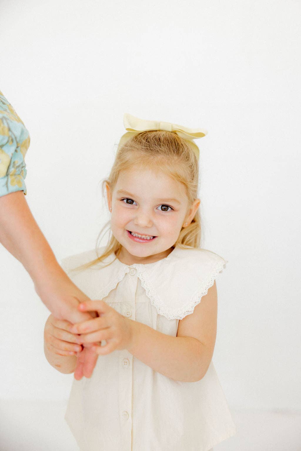 Screwback Stud Earrings - Clara Cross Gold