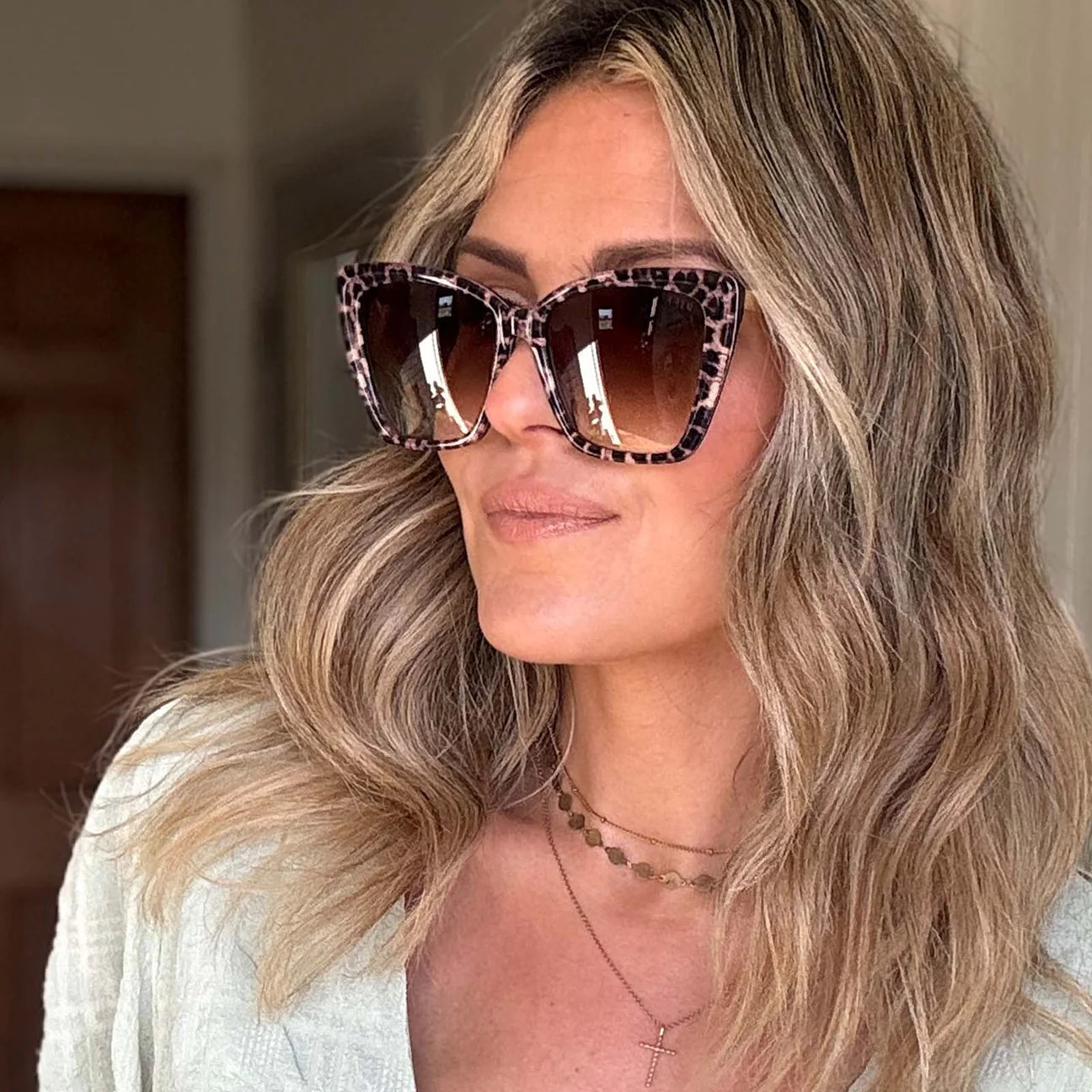 Becky II - Leopard Tortoise Brown Gradient Diff Sunglasses