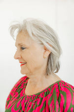 Load image into Gallery viewer, Screwback Stud Earrings - Alice Pearl
