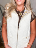 Load image into Gallery viewer, Talking About Ivory/Paisley Quilted Reversible Vest
