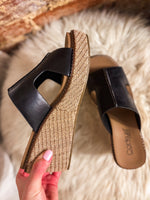 Load image into Gallery viewer, Kiss N Tell Black Corkys Wedge
