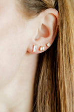 Load image into Gallery viewer, Screwback Stud Earrings - Helen Gold
