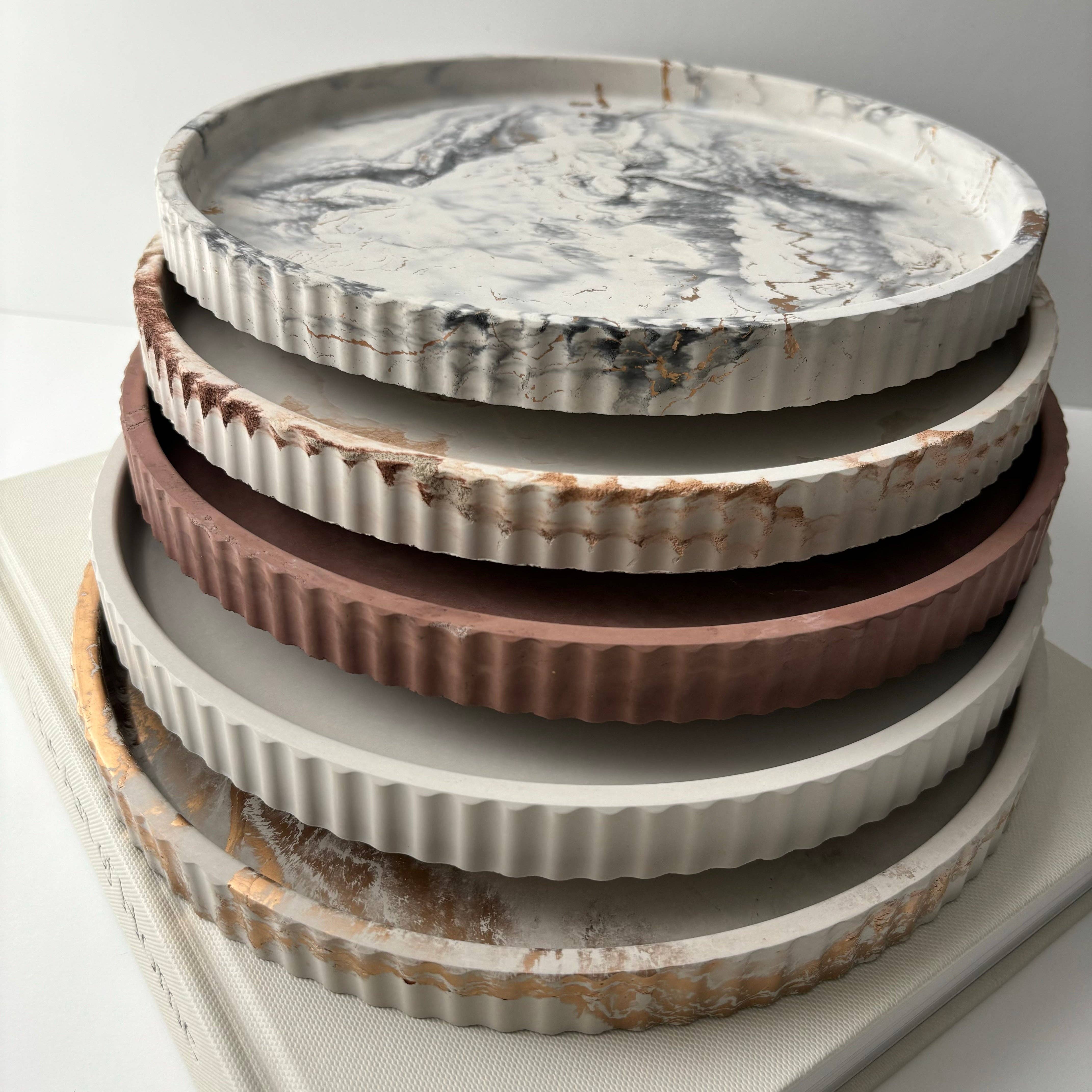 Joma - Concrete Fluted Tray | Round Concrete Tray