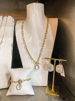 Load image into Gallery viewer, Daphne Mother of Pearl Gold Drop Earring
