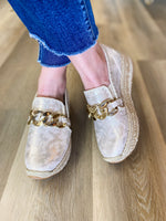 Load image into Gallery viewer, Jhenee Espadrille Metallic Gold Dolce Vita Loafer
