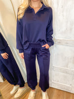 Load image into Gallery viewer, Settling Down Butter Luxe Navy Joggers
