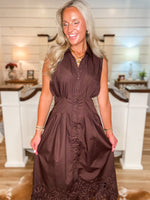 Load image into Gallery viewer, Felt More Brown Eyelet Midi Dress
