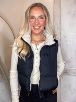 Load image into Gallery viewer, Impress Me Black &amp; Ivory Reversible Puffer Vest
