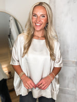 Load image into Gallery viewer, Making Time Ivory S/S Blouse
