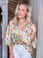 Load image into Gallery viewer, Can&#39;t Look Away Floral Tunic Blouse
