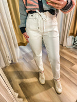 Load image into Gallery viewer, Brooke High Rise White Cropped Judy Blue Denim
