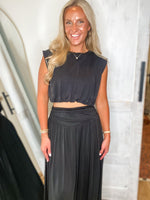 Load image into Gallery viewer, Reminding You Black Balloon Top &amp; Maxi Skirt
