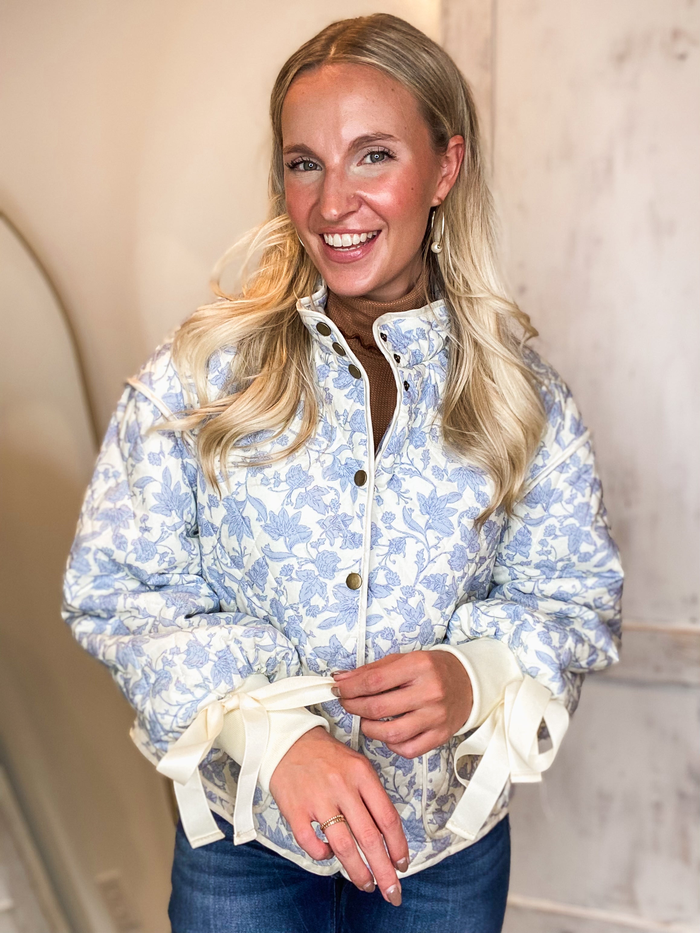 Better Choice Ivory & Blue Floral Quilted Jacket