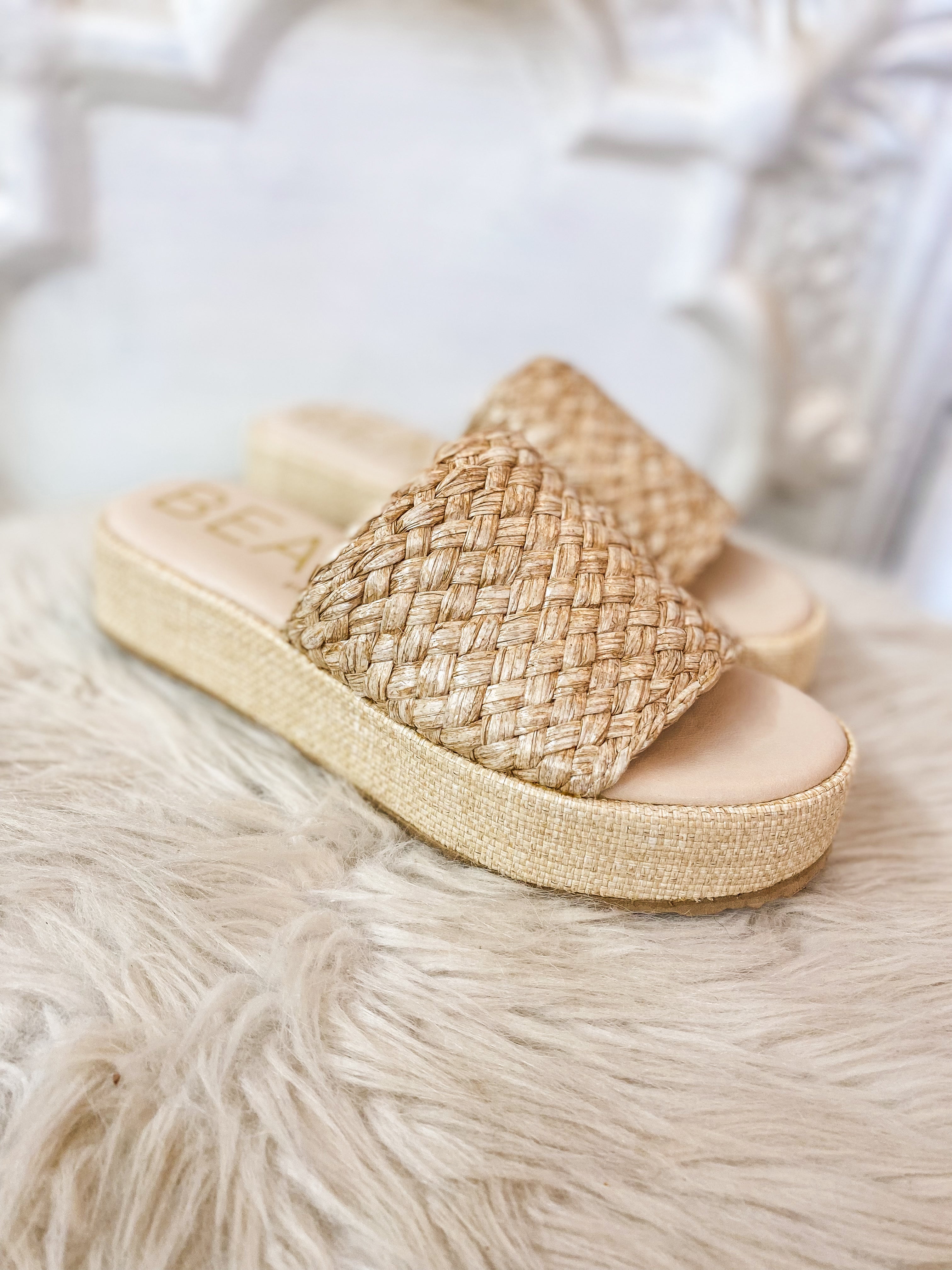 Cairo Beige Platorm Matisse Sandals