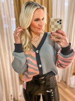Load image into Gallery viewer, Groovy Gray &amp; Mauve Zebra Print Knitted Cropped Cardigan
