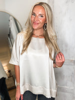 Load image into Gallery viewer, Making Time Ivory S/S Blouse
