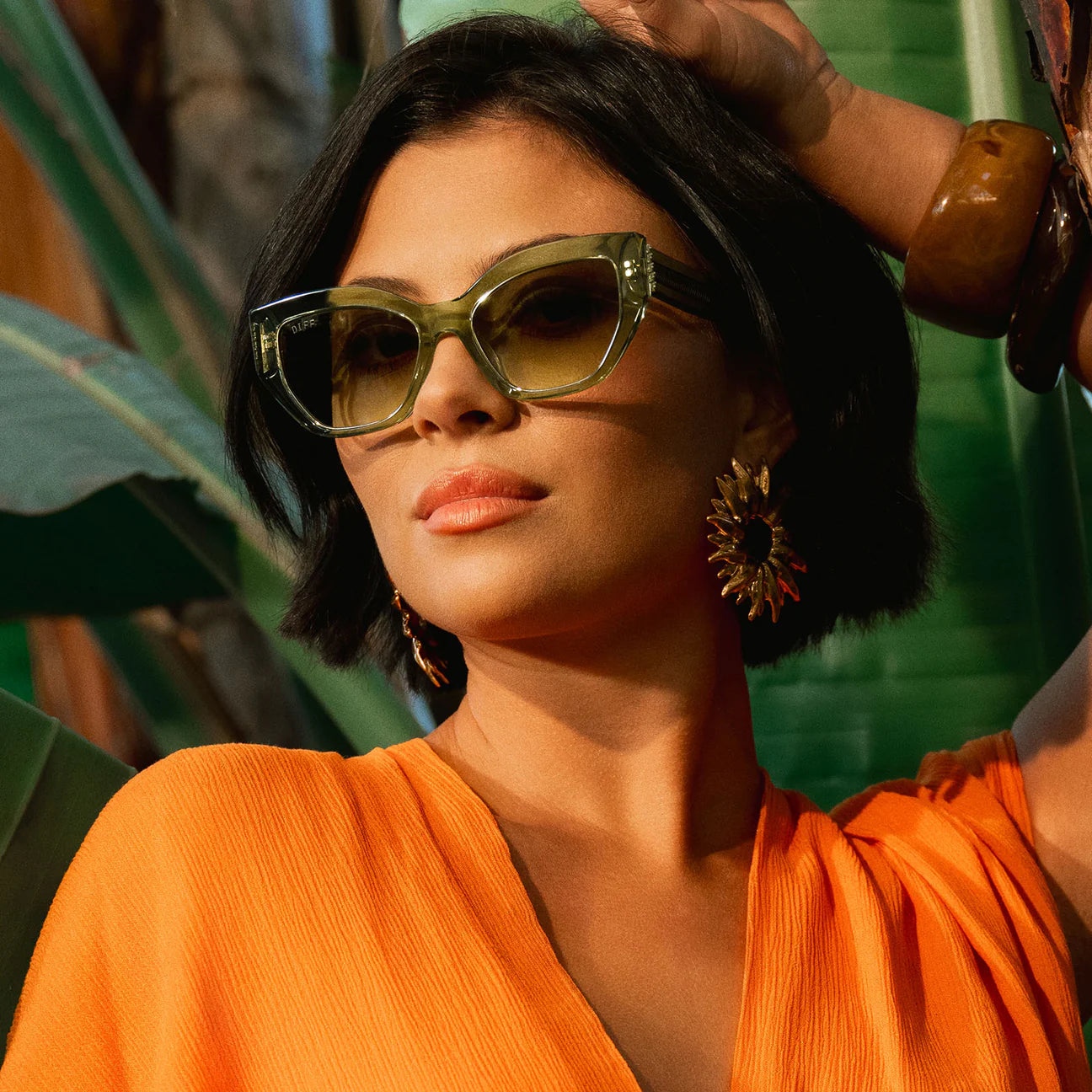 Thailand - Light Green Crystal Olive Gradient Diff Sunglasses - The White Lotus