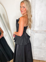 Load image into Gallery viewer, Reserved Party Black Strapless Midi Dress
