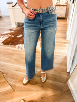 Load image into Gallery viewer, Lt Wash Leopard Contrast Vervet Denim
